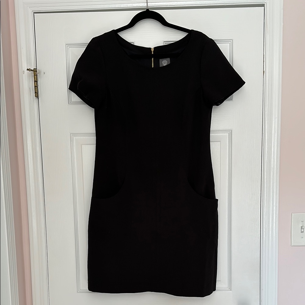 Vince Camuto Black Knee-Length Sheath Dress